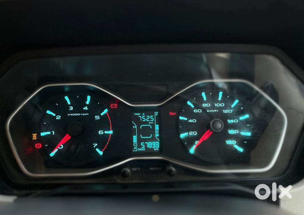 Mahindra Scorpio Classic 2.2 S 11 Mt 7 Str, 2023, Diesel