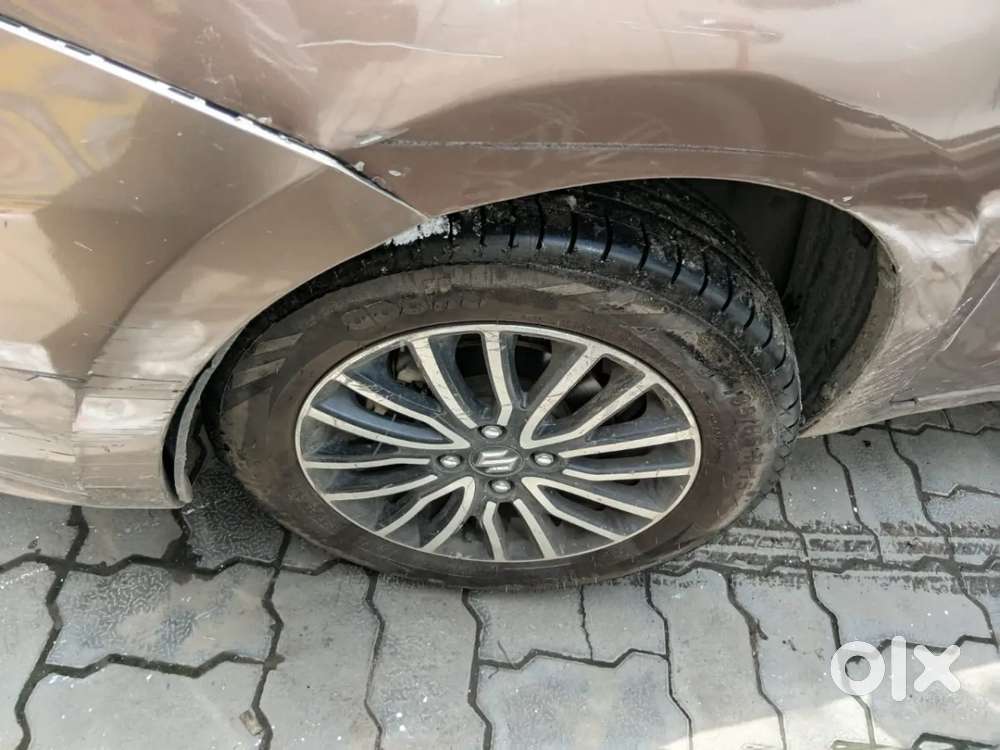 Maruti Suzuki Dzire 1.2 Zxi, 2020, Petrol