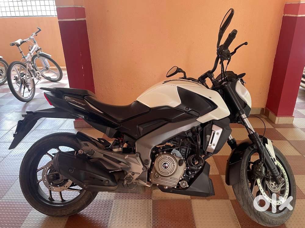 Dominar 400 ABS White 120000 Motorcycles 1821625120