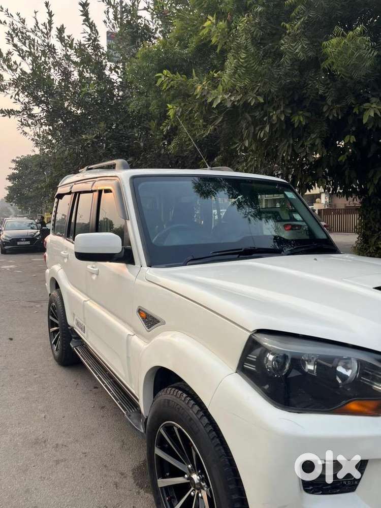 Mahindra Scorpio Classic 2014 Diesel Well Maintained
