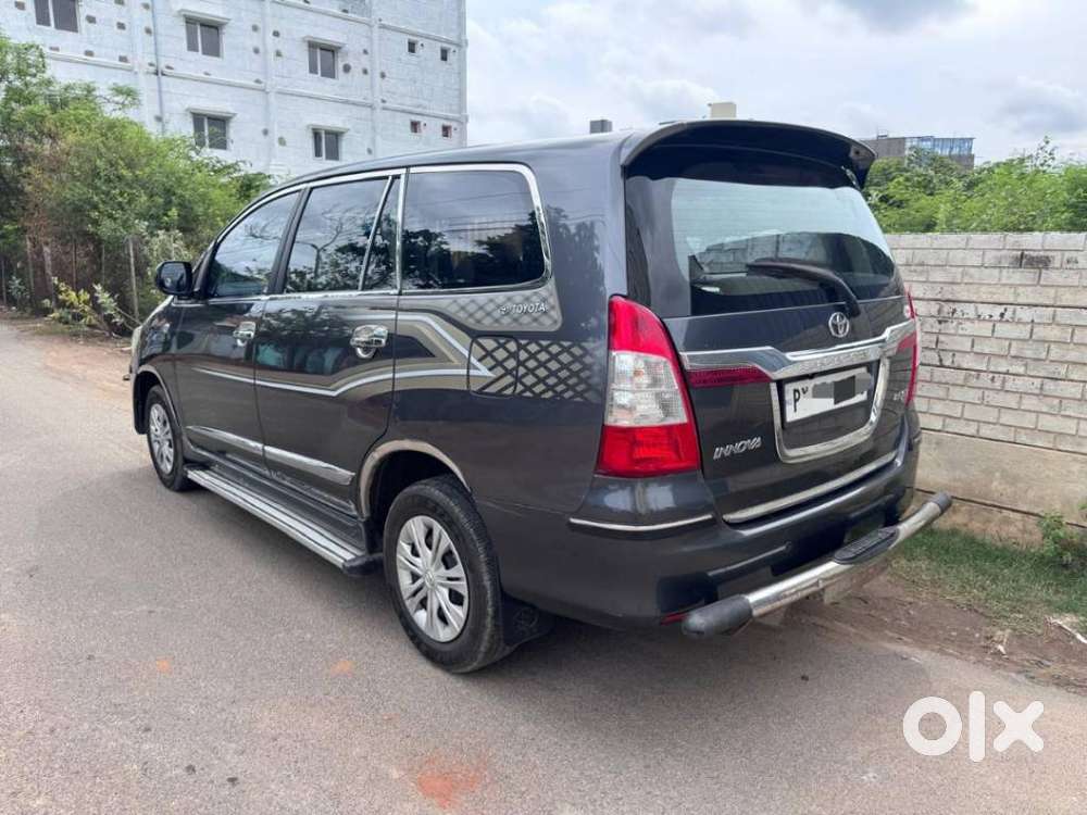 Toyota Innova 2.5 Gx 8 Seater Limited Edition, 2016, Diesel