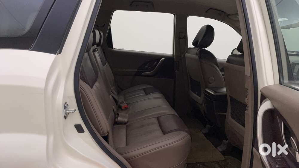 Mahindra Xuv500 W8, 2015, Diesel
