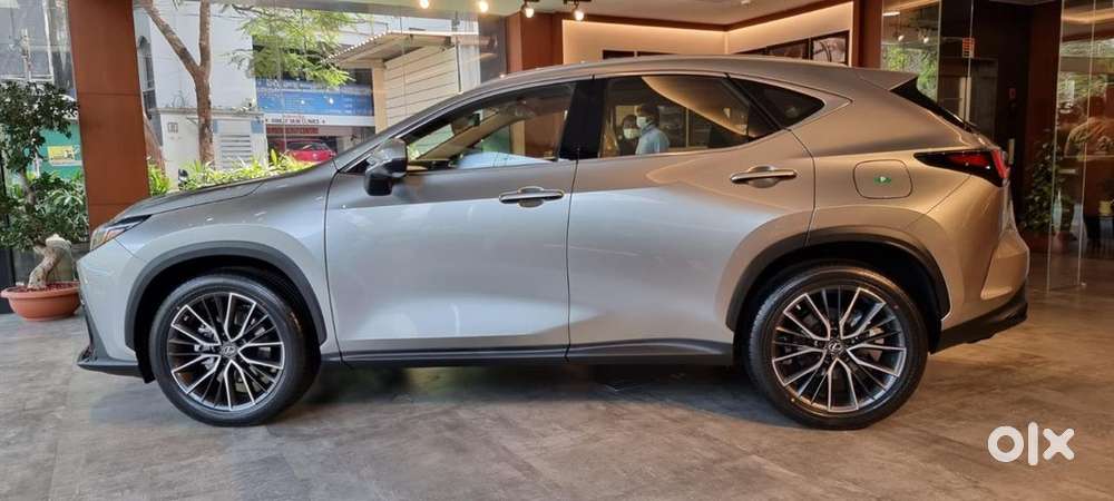 Brand New Lexus Nx 2026 Petrol 1400 Km Driven