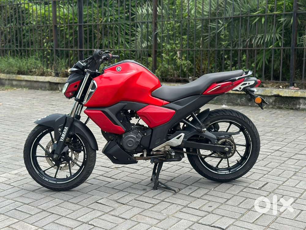 On Road Price Fzs Bike Red Colour Yamaha Fz S 150 Cc ABS Model