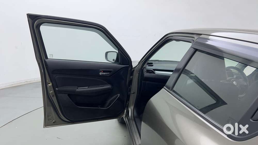 Maruti Suzuki Swift Vvt Vxi, 2018, Petrol