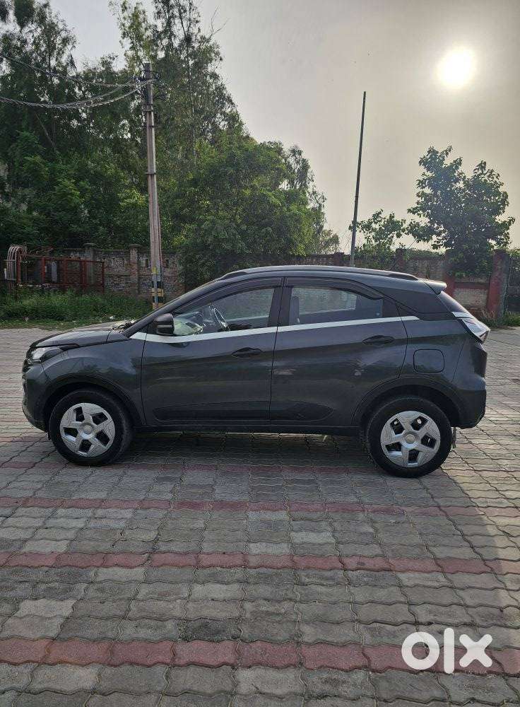Tata Nexon 1.5 Revotorq Xm (s), 2020, Diesel