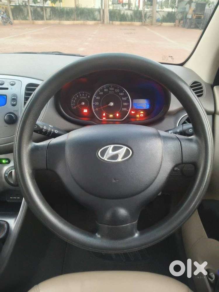 Hyundai I10 Sportz, 2011, Petrol