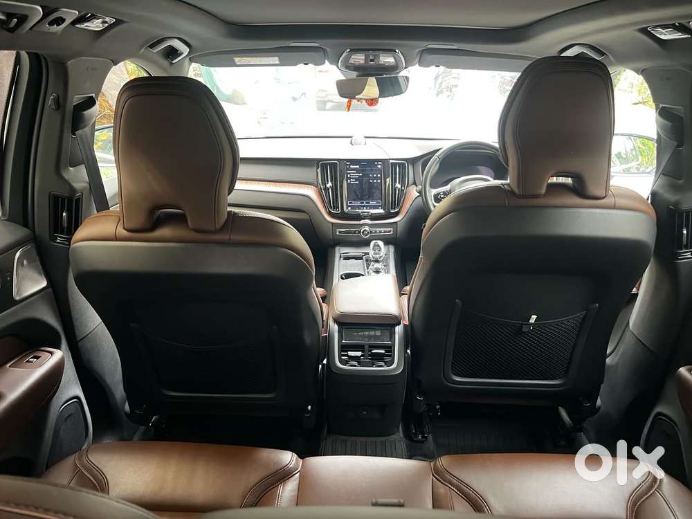 Volvo Xc60 D5 Awd Automatic, 2022, Petrol