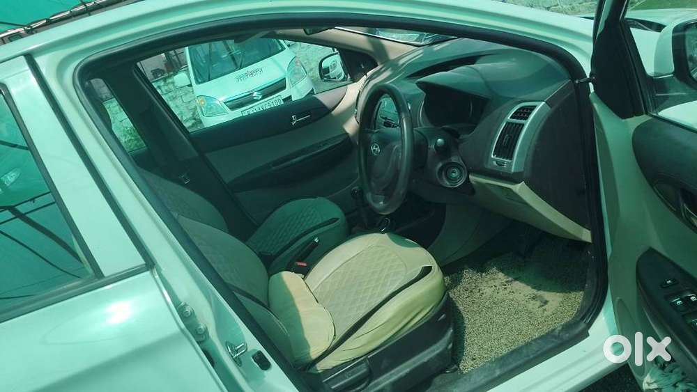Hyundai I20 Magna, 2011, Petrol