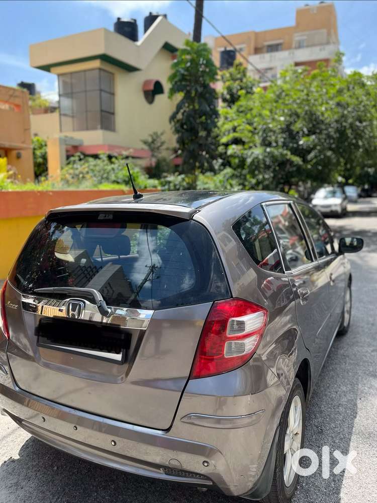Car For Sale Honda Jazz 2011   Very Nice Condition. Very Well Driven