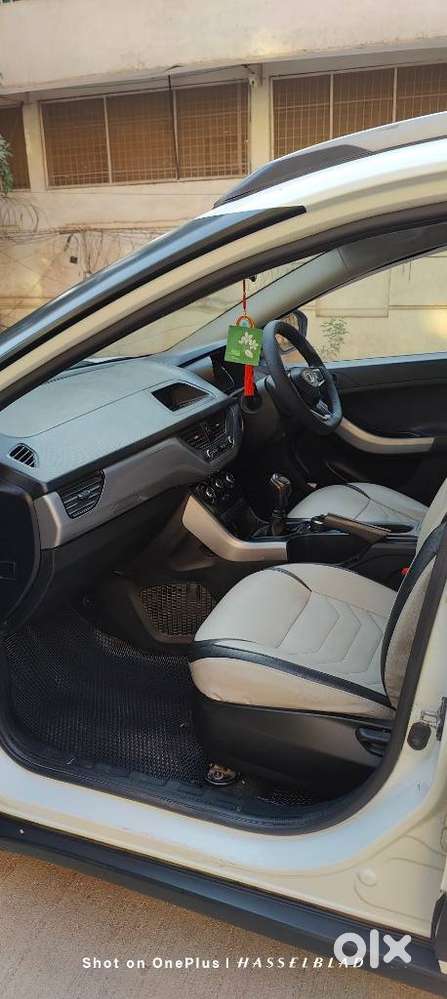 Tata Nexon 1.2 Revotron Xm (s), 2021, Petrol