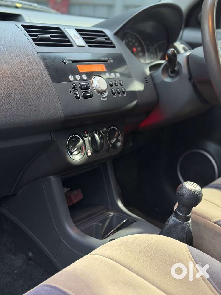Maruti Suzuki Swift Dzire 1.3 Vxi, 2011, Cng & Hybrids