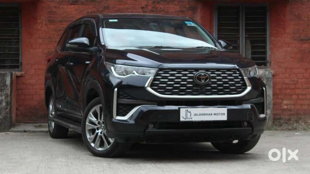 Toyota Innova Hycross 2.0 Vx Hybrid 7 Str, 2024, Petrol