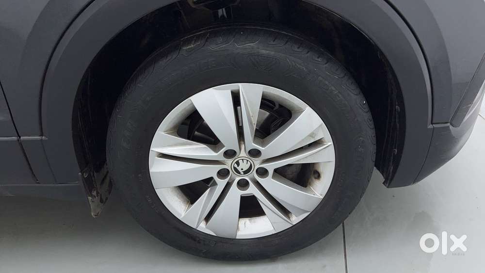 Skoda Kushaq 1.0 Tsi Ambition At, 2022, Petrol