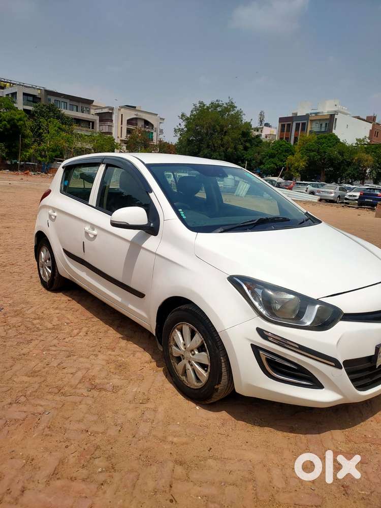 Hyundai I20 Sportz 1.2, 2013, Petrol