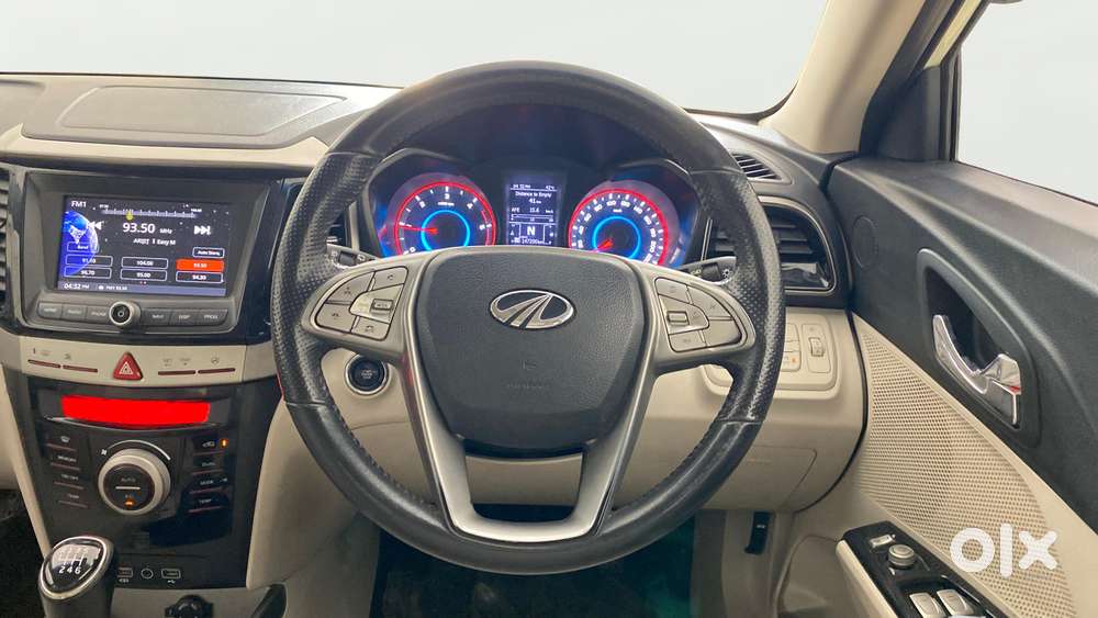 Mahindra Xuv300 W8 Option Diesel, 2022, Diesel