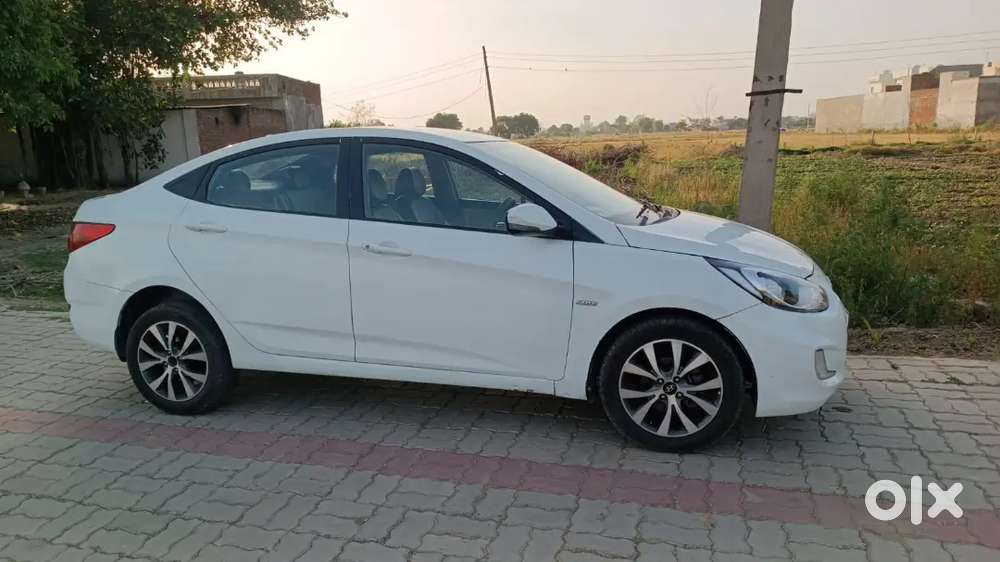 Hyundai Fluidic Verna 2013