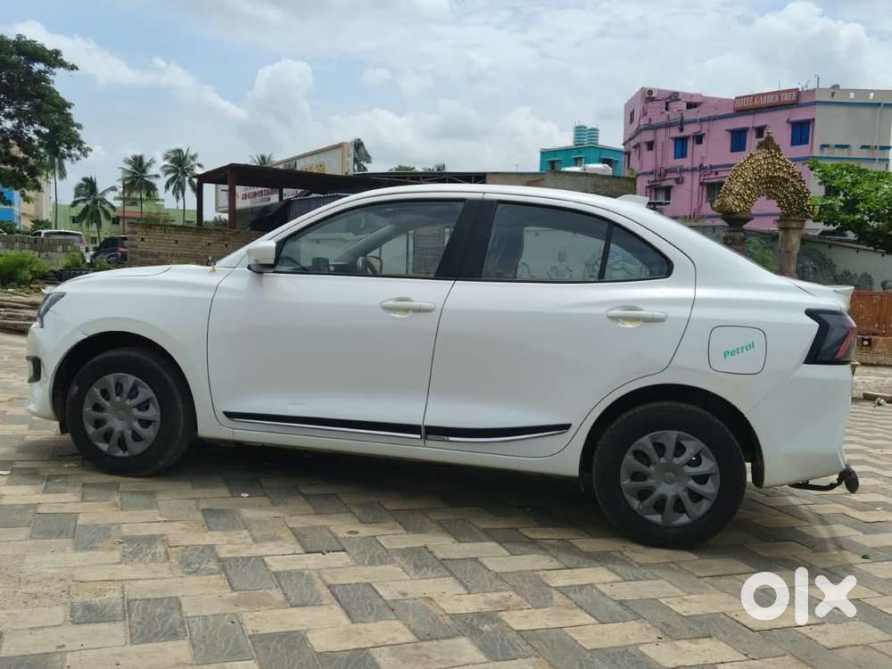 Maruti Suzuki Dzire 1.2 Vxi, 2025, Petrol