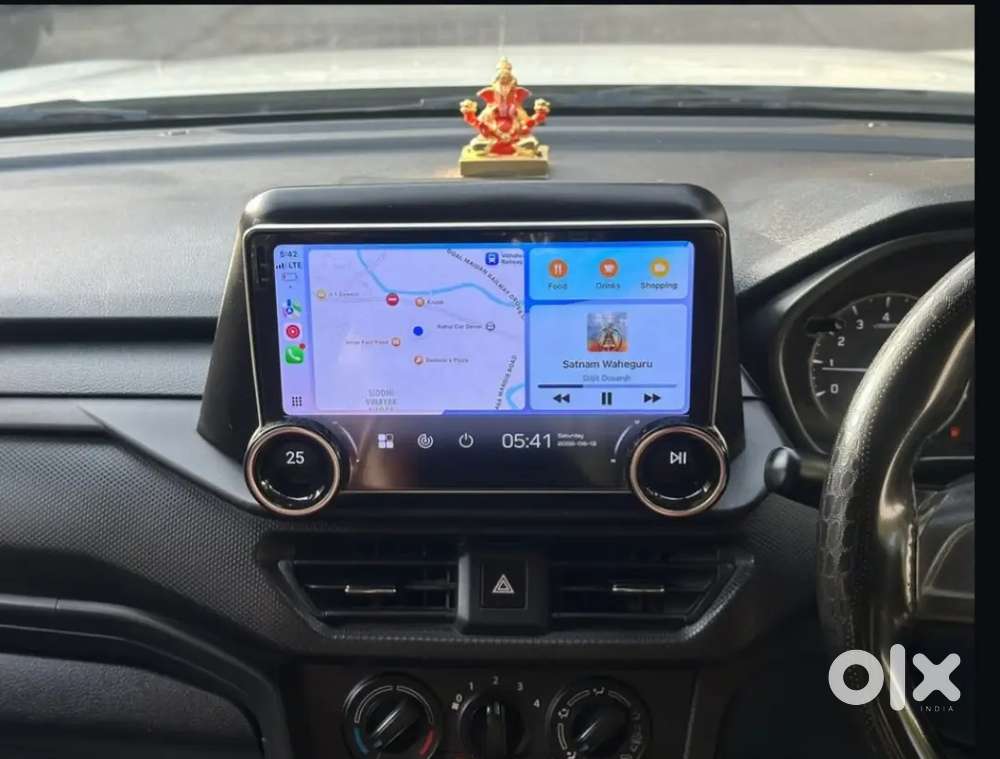 Maruti Brezza Lxi 2024 Sell