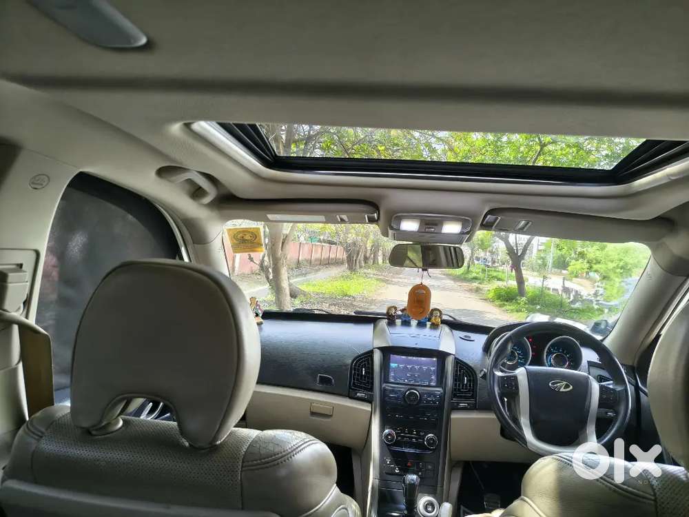 Mahindra Xuv500 W10 2016 Model 2017 Ragister