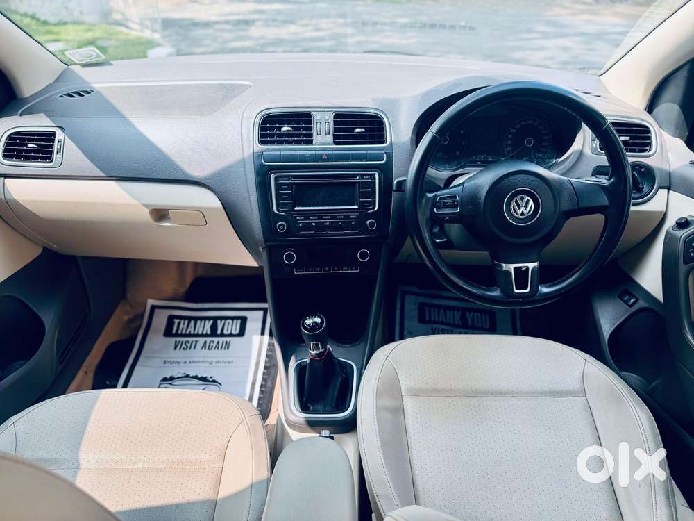 Volkswagen Vento Celeste 1.6 Highline, 2013, Petrol