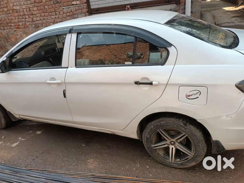 Maruti Suzuki Ciaz 2015