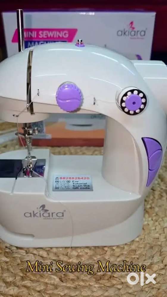 Mini sewing machine