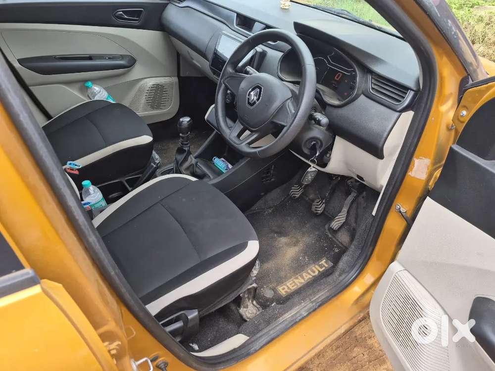 2020 Renault Triber Rxe