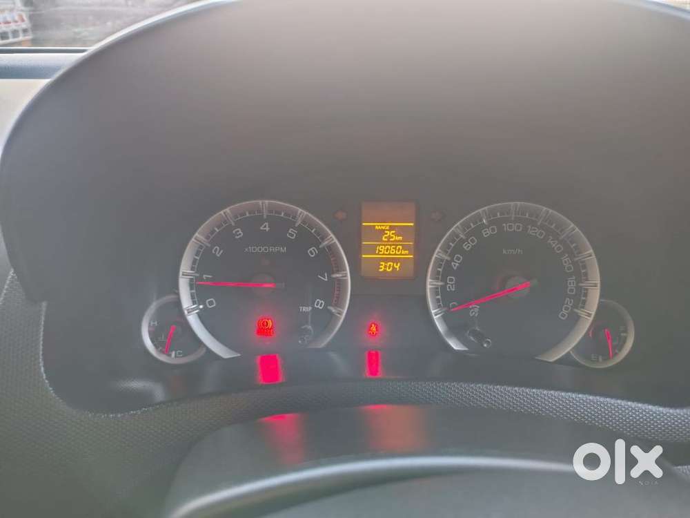 Maruti Suzuki Swift Vxi 1.2 Abs Bs-iv, 2015, Petrol