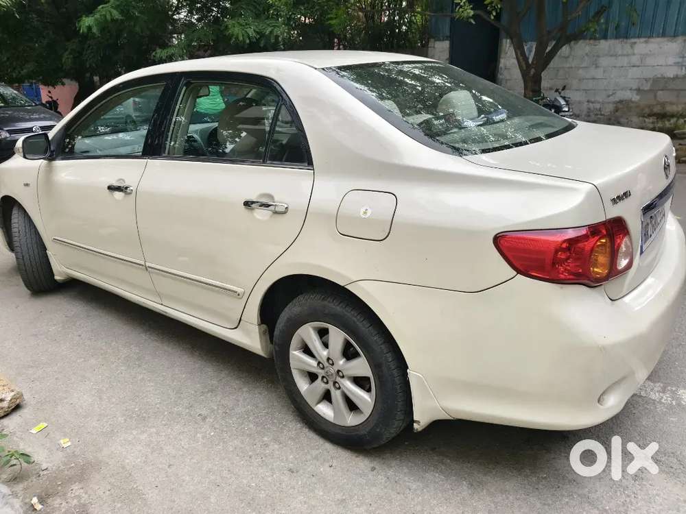 Toyota corolla Atlas 2010 model 2nd owner new condition car HR reg