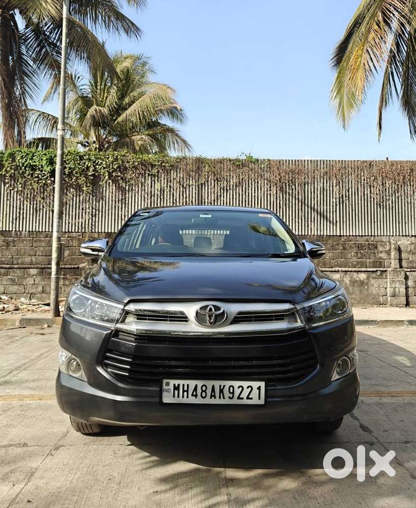 Toyota Innova Crysta 2.8 Zx At 7 Seater, 2017, Diesel