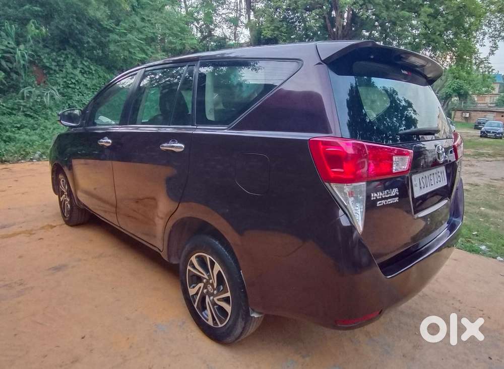 Toyota Innova Crysta 2.4 V, 2021