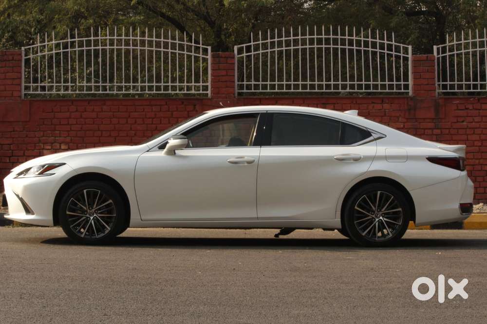 Lexus Es 300h Exquisite, 2026, Petrol