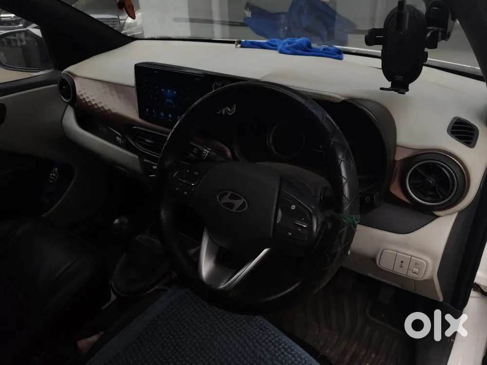 Hyundai Aura 2024 Cng & Hybrids 39704 Km Driven