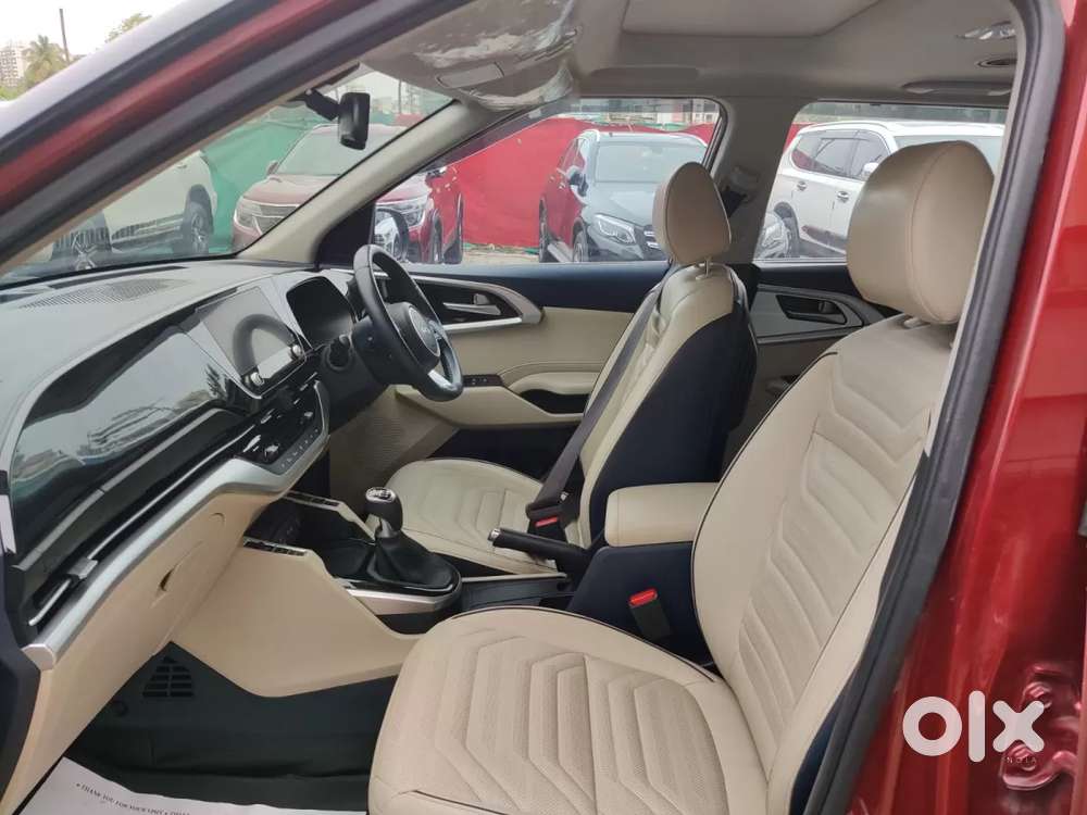 Kia Carens 1.4 Luxury Plus 6 Str, 2022, Petrol