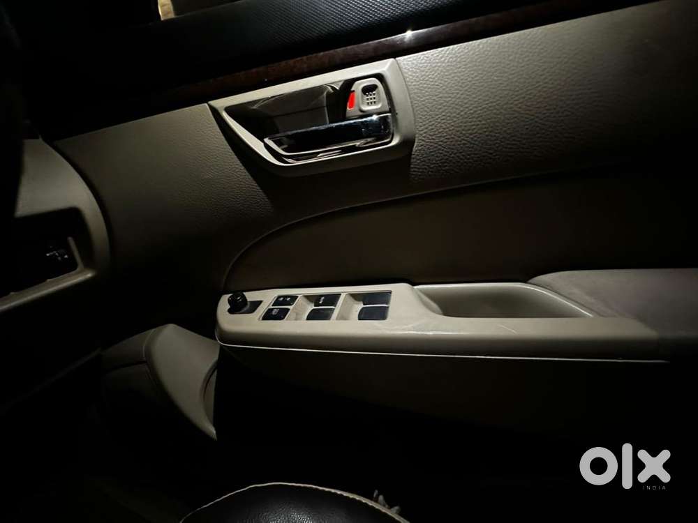 Maruti Suzuki Dzire 2012 Petrol 71000 Km Driven