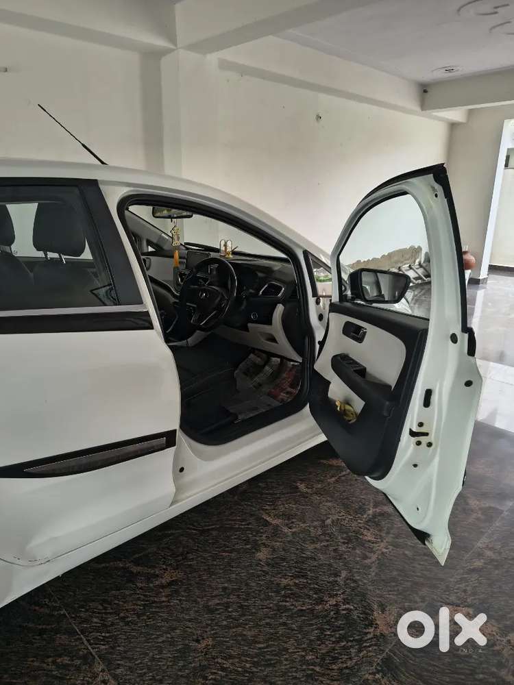 Tata Altroz 1.2 2023 Km Driven