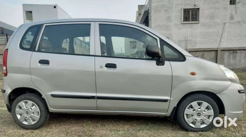 Maruti Suzuki Zen Estilo Lxi Bs Iv, 2013, Petrol