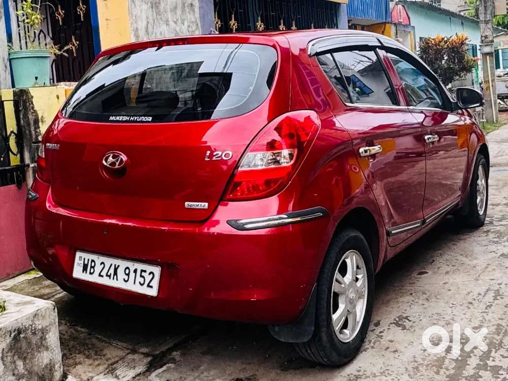 Hyundai I20 Sportz Crdi 2010 Model