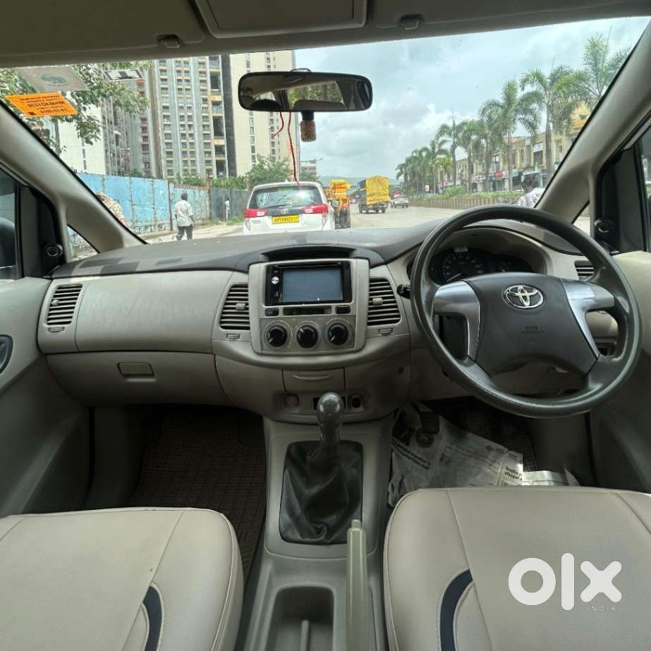 Toyota Innova 2.5 G (diesel) 7 Seater Bs Iv, 2014, Diesel