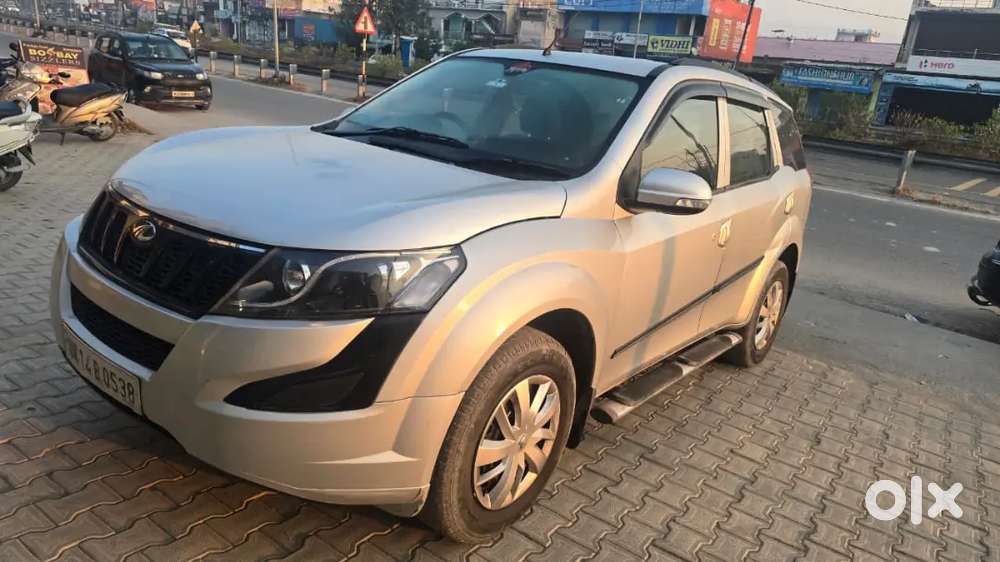 Mahindra Xuv500 W4 2015 Diesel  Second Owner  Well Maintained Suv
