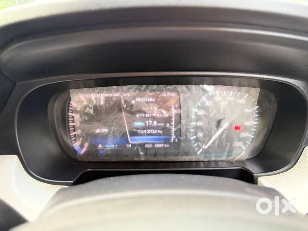 Tata Punch 1.2 Revotron Creative Dual Tone, 2022, Petrol