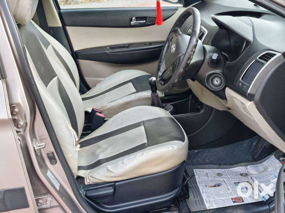 Hyundai I20 Sportz 1.2 Bs-iv, 2013, Petrol