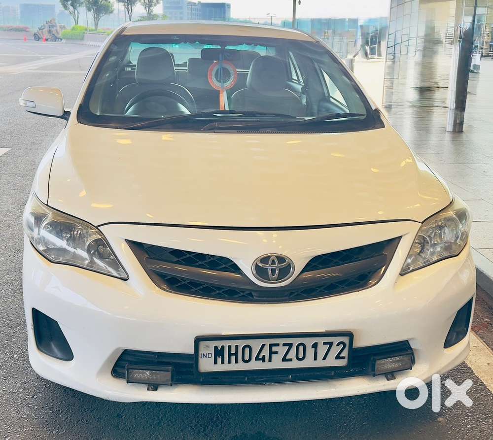 Toyota Corolla Altis 2012