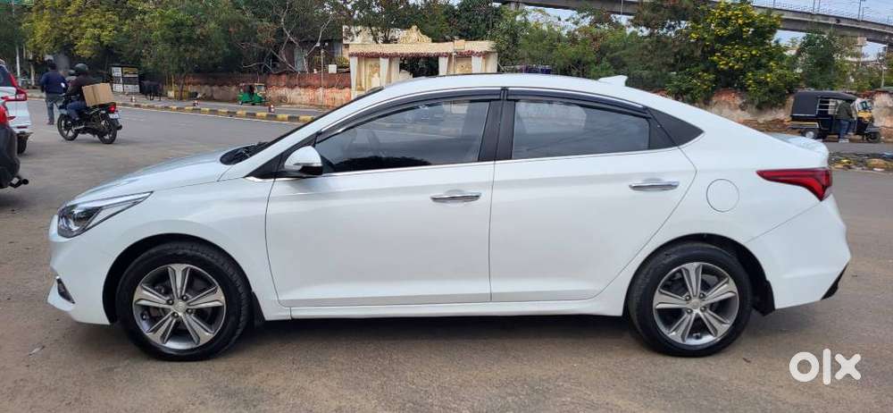 Hyundai Verna 1.6 Sx (o) Crdi At, 2019, Diesel