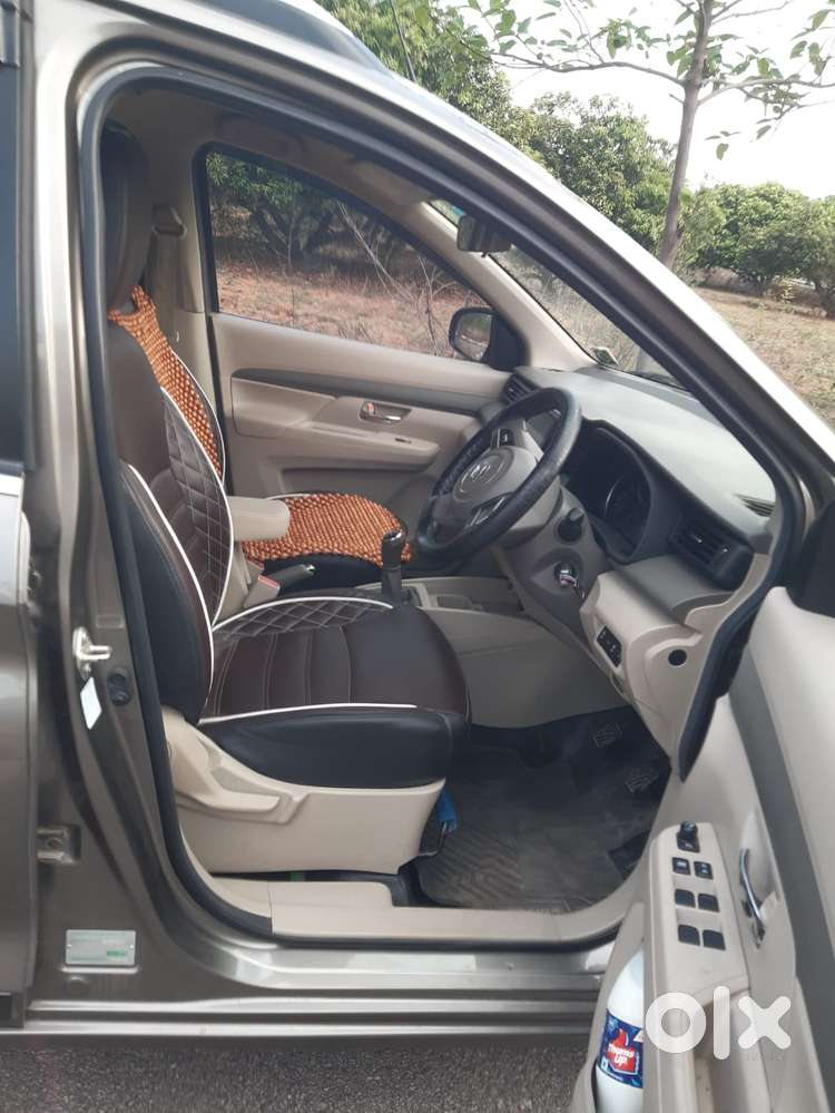 Maruti Suzuki Ertiga Zxi, 2024, Petrol