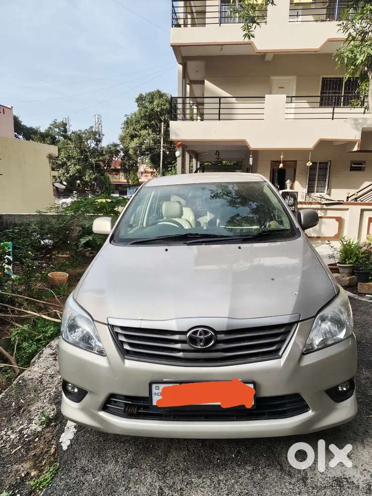 Toyota Innova Diesel Manual 2013 Year