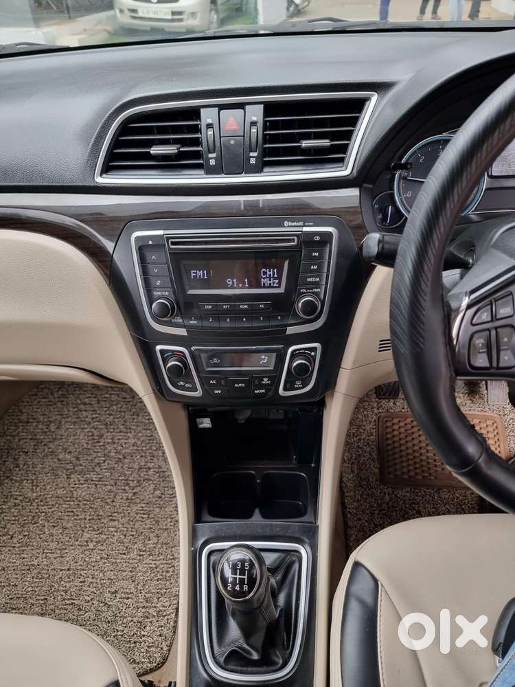 Maruti Suzuki Ciaz 1.5 Alpha Shvs Mt, 2017, Diesel