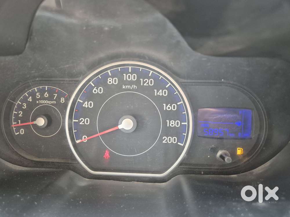 Hyundai I10 Sportz At, 2013, Petrol