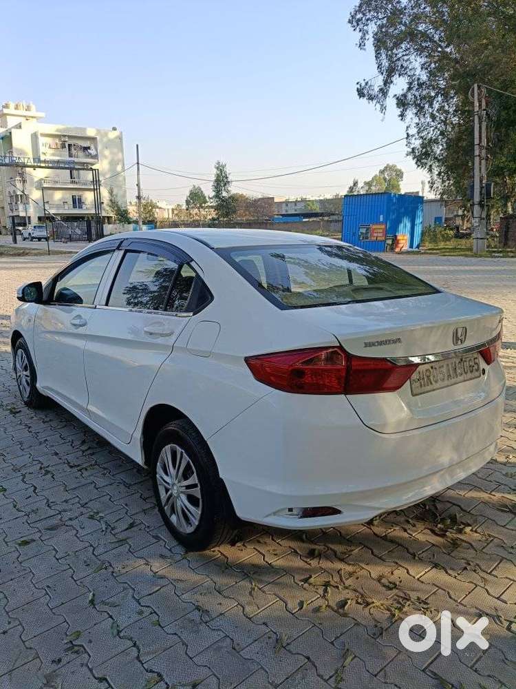 Honda City Vx Petrol Mt, 2015, Petrol